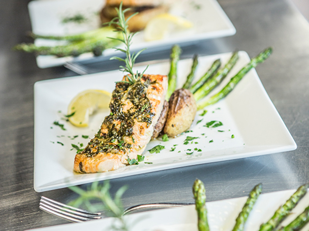 Salmon with asparagus & fingerling potatoes - Prepared by Robin’s Nest Mount Holly